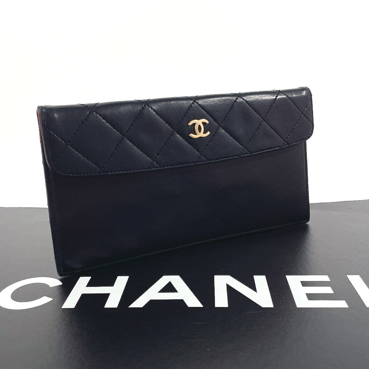 CHANEL Bill Compartment COCO Mark Matrasse lambskin Navy Women Used Au