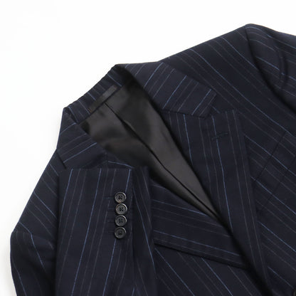 LOUIS VUITTON suit - (The print is faded and cannot be determined.) Navy 44