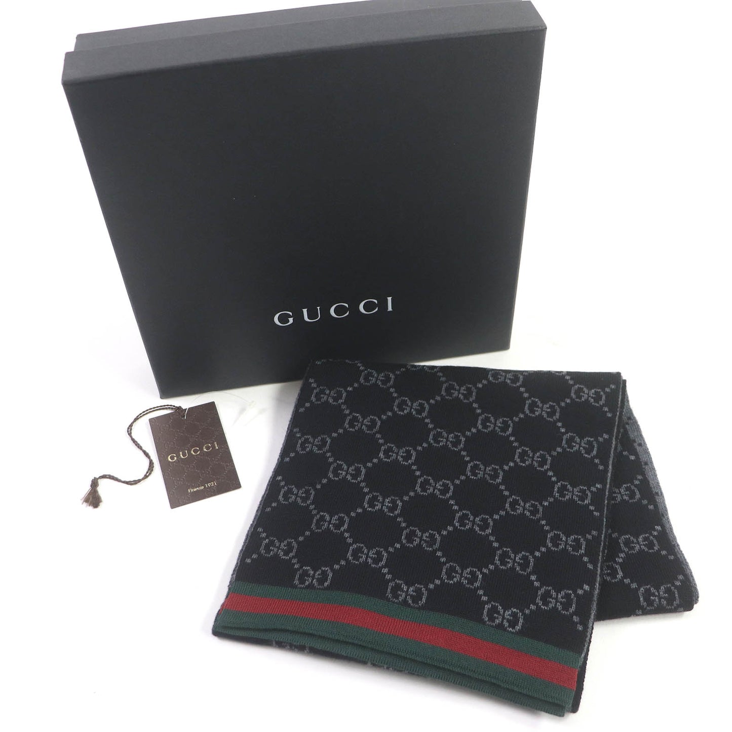 GUCCI Scarf 325806 Main: 100% wool Black Grey mens Used Authentic