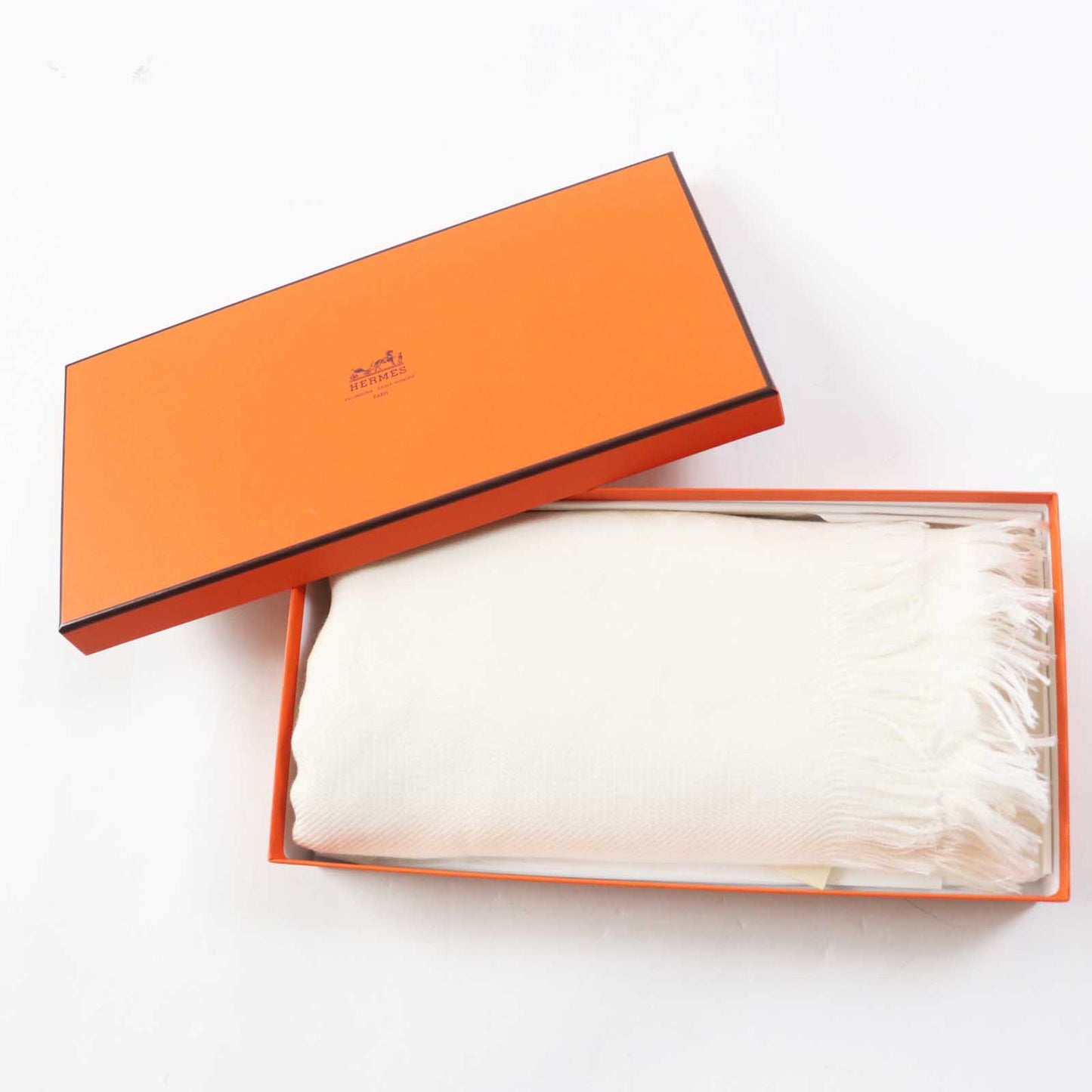 HERMES Stall Main: 85% cashmere, Main: 15% silk Ivory Etoile New Libris Women Used Authentic