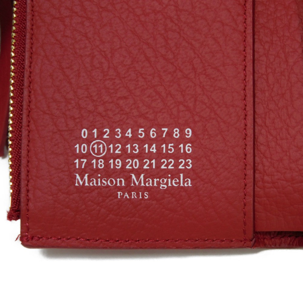 MARTIN MARGIELA Tri-fold wallet S56UI0136 P0399 T4327 Calfskin (embossed) Red 4stitch Envelope wallet Women Used Authentic