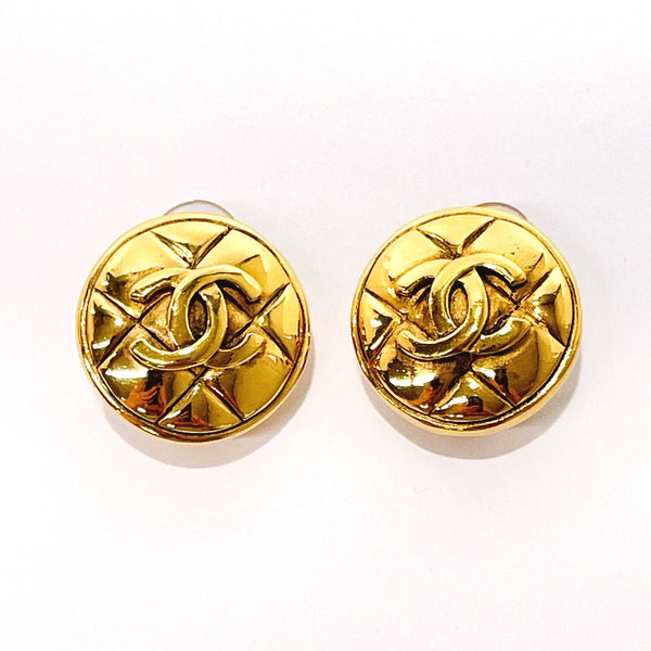 CHANEL Earring Matrasse COCO Mark metal gold Women Used Authentic