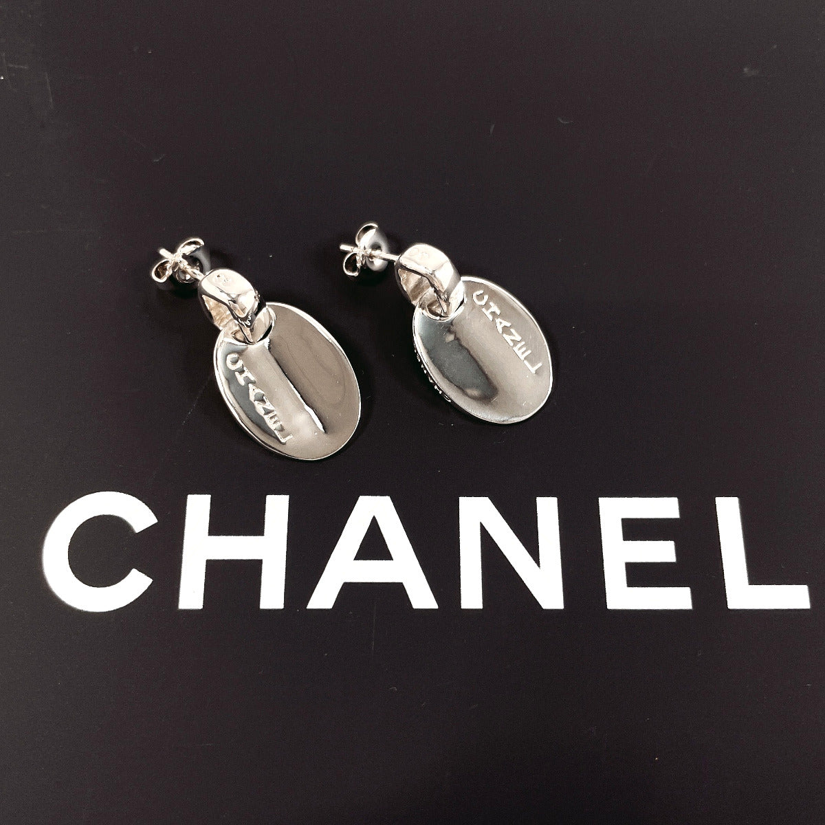 CHANEL Pierce Silver925 Silver Oval With logo