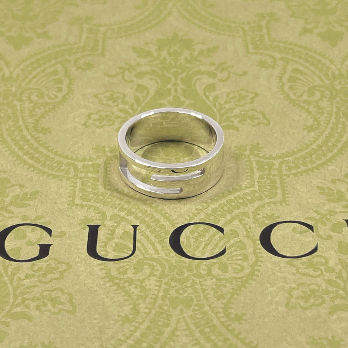 GUCCI Ring Silver925 Silver Branded Cutout G mens Used Authentic – Japan  second hand luxury bags online supplier Arigatou Share Japan