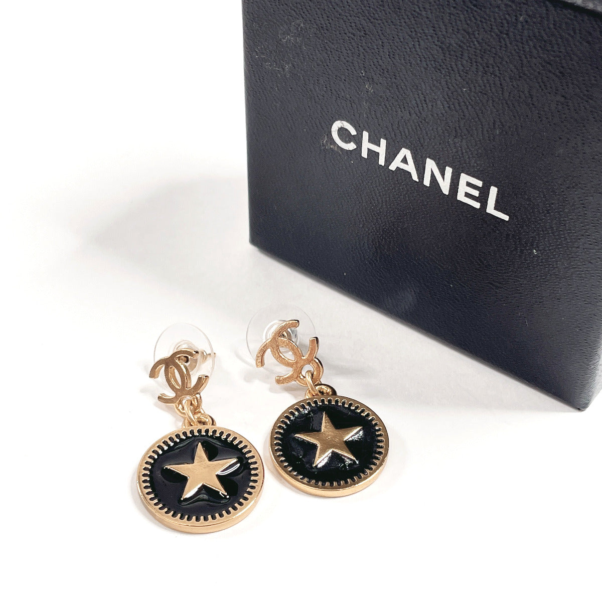 CHANEL Pierce Metal, Synthetic Resin gold Star Swing COCO Mark