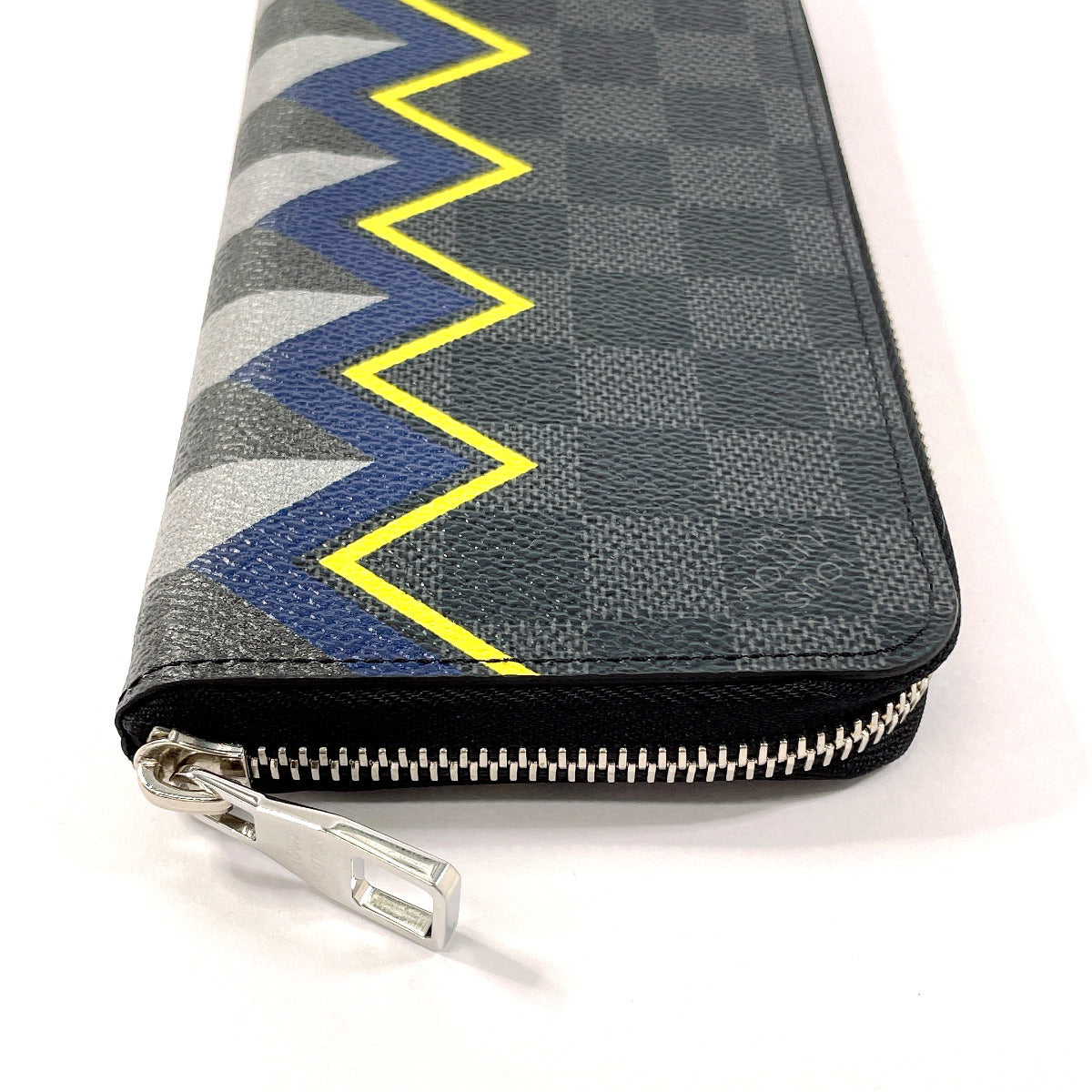 LOUIS VUITTON Long Wallet Purse N61253 Damier Grafitto Canvas black Color column Zippy Wallet Vertical mens Used Authentic