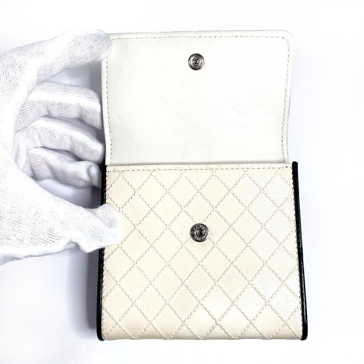 CHANEL Tri-fold wallet leather white Bicolole