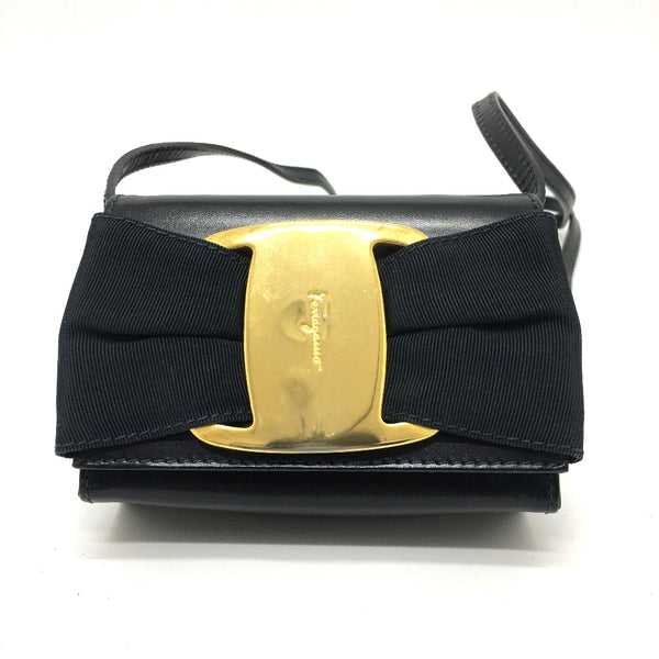 Salvatore Ferragamo Shoulder Bag bag pochette Vala Shoulder Bag leather AQ216164 Black x Gold Metal Women Used Authentic