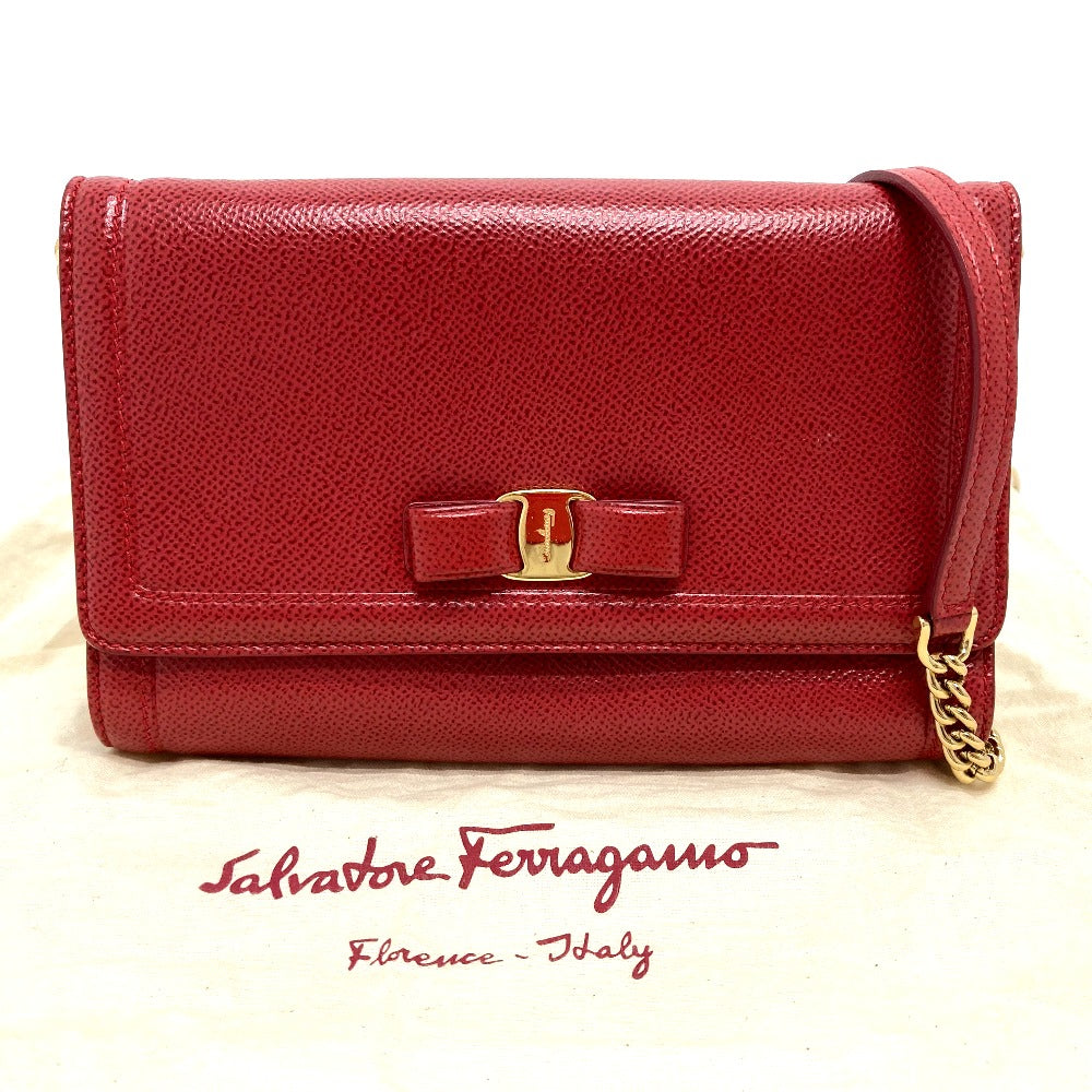 Authentic Salvatore Ferragamo Red leather online leather pochette