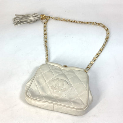 CHANEL Waist bag lambskin white COCO Mark CC Matrasse quilting Women Used Authentic