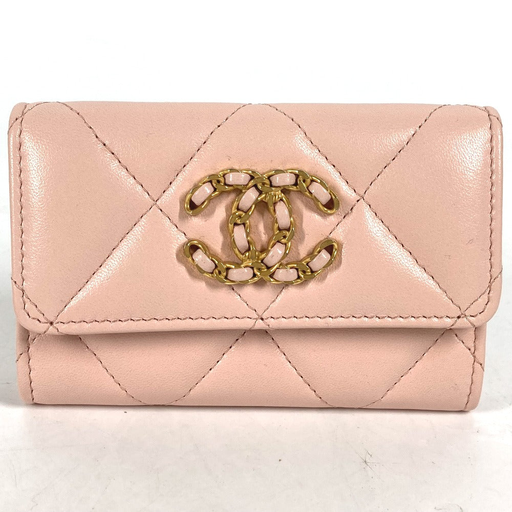 CHANEL Coin case lambskin pink 19th Line Chain CC Card Case Matelasse Women Used Authentic