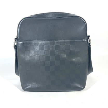 LOUIS VUITTON Shoulder Bag N23355 Damier Anfini Leather black Damier Anfini Pochette District