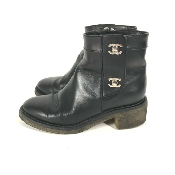 CHANEL boots Short boots shoes Turn lock leather G31204 black Women Used Authentic