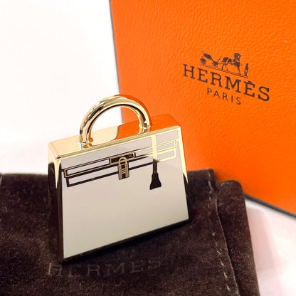 HERMES charm metal gold Curio Jite Kelly