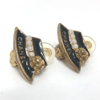 CHANEL Earring 02A Hat motif Gold Plated black Women Used Authentic