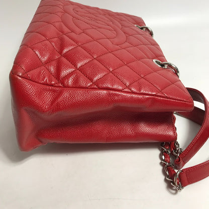 CHANEL Tote Bag A50995 Caviar skin Red CC COCO Mark Shoulder Bag Matelasse quilting Women Used Authentic