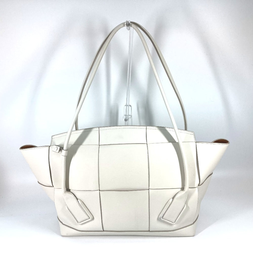 BOTTEGAVENETA Tote Bag 575943 leather white Maxi INTRECCIATO Arco medium Women Used Authentic