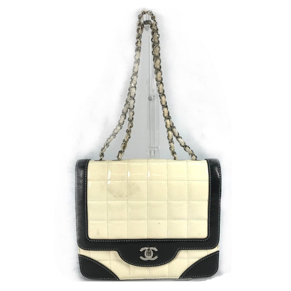 CHANEL Shoulder Bag Patent leather white COCO Mark CC Chocolate bar Women Used Authentic