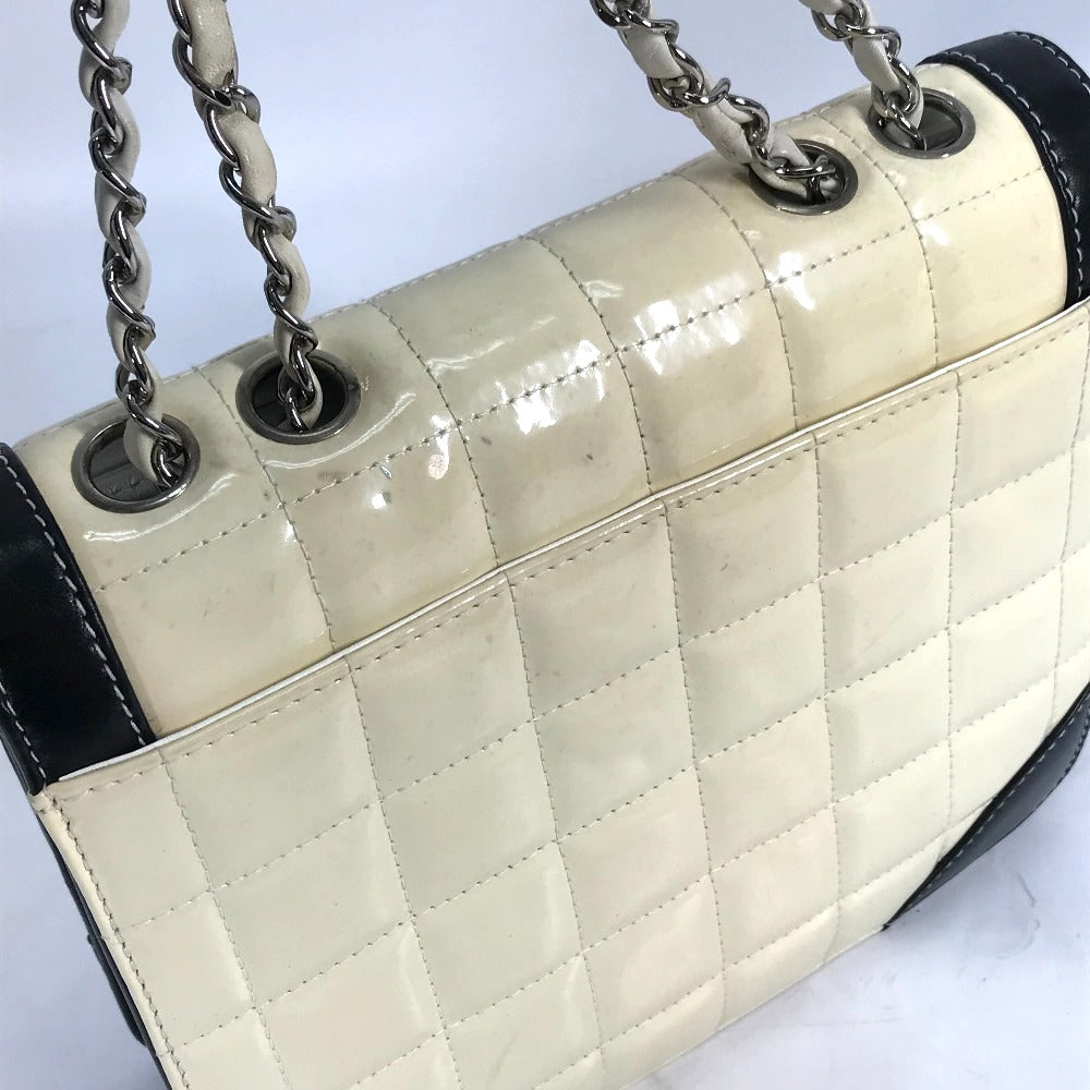 CHANEL Shoulder Bag Patent leather white COCO Mark CC Chocolate bar Women Used Authentic