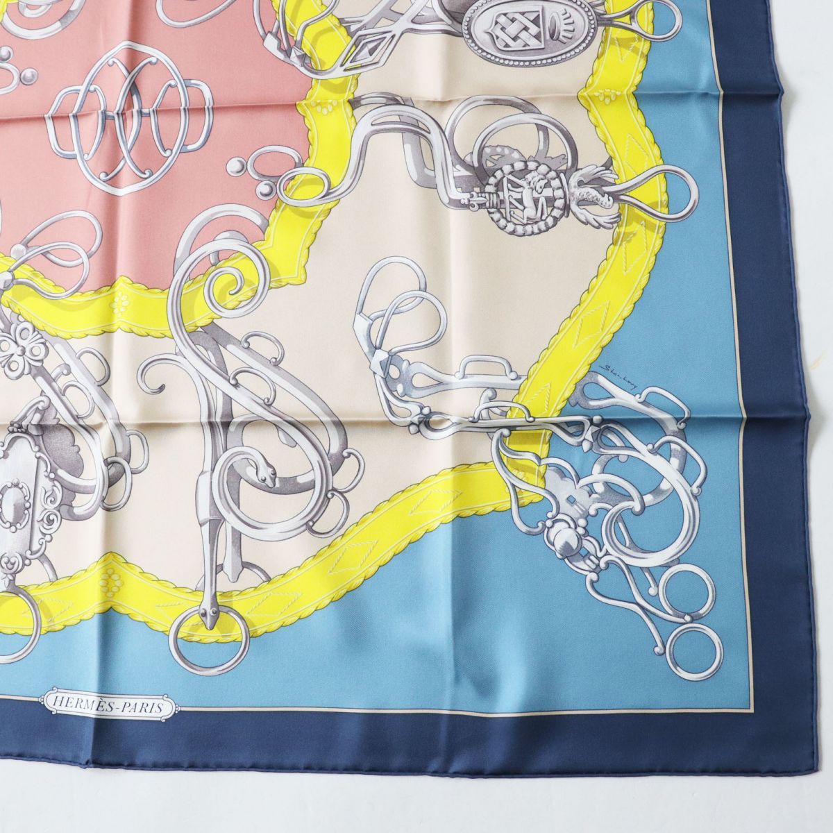 HERMES scarf silk MARINE/BLEU GLACIE Carre90