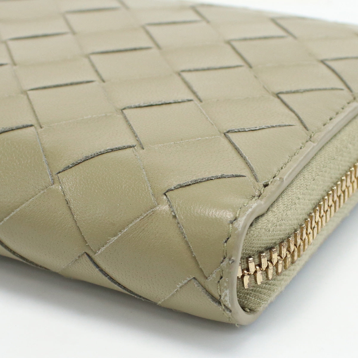 BOTTEGAVENETA Zip around wallet INTRECCIATO Long Wallet Beige lambskin Leather Women