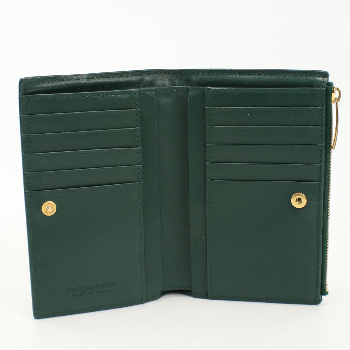 BOTTEGAVENETA 750262 VCQC1 3049 Medium Bifold Walletcassette lambskin green