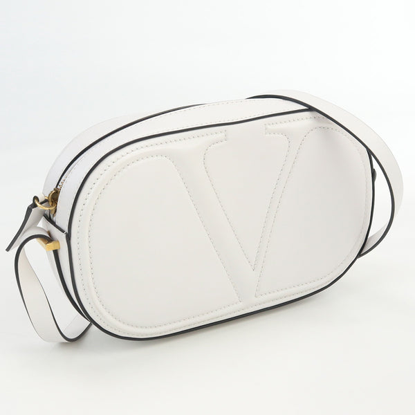 VALENTINO Vlogo shoulder bag Diagonal shoulder bag leather White Women